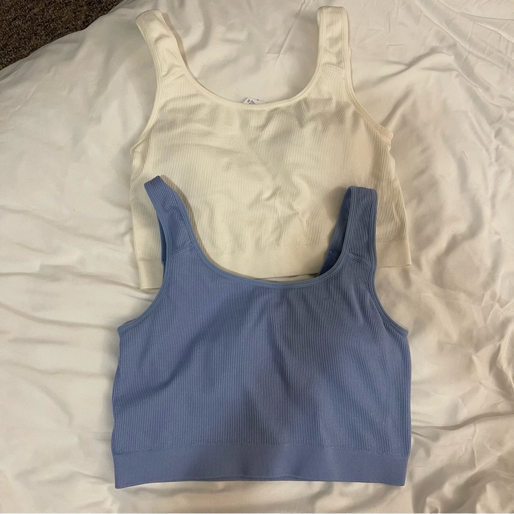 Jockey sports bras/workout top White and Blue size M
